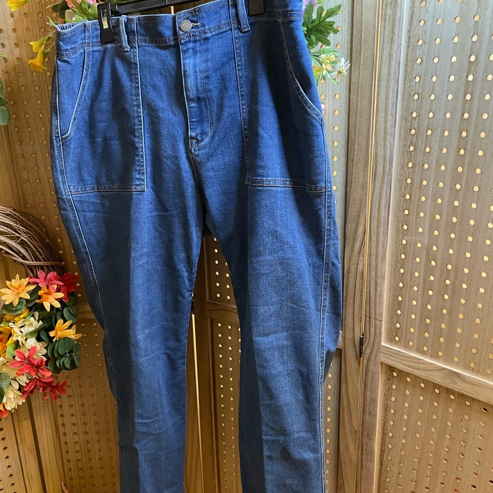 Women’s Blue Jeans
